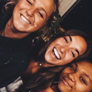 Meet your Posher, Lily